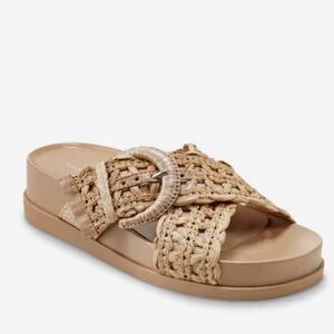 Marc Fisher Sandals 💛